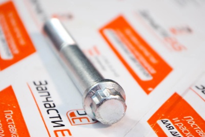 205357 Болт двенадцатиточечный колпачковый (1/2-13x3 3/4) проставки клапанной крышки SCREW,TWELVE POINT CAP Cummins KTA19